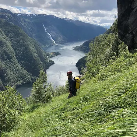 Akrafjorden Nature As Bed & Breakfast