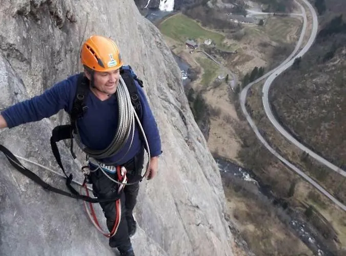 Akrafjorden Nature As * Fjæra