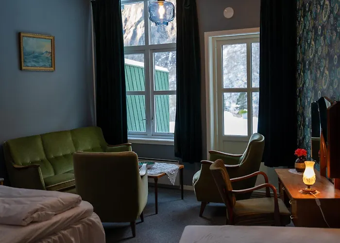 Akrafjorden Nature As * Fjæra